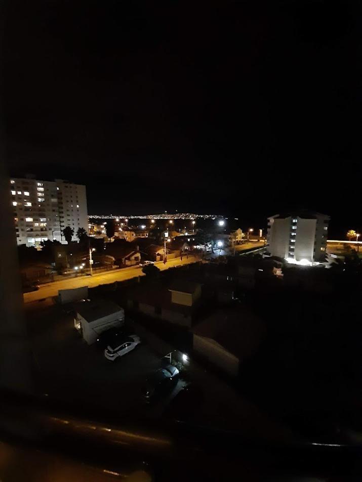 Marina Penuelas Amplio Departamento A Pasos De La Playa La Serena Buitenkant foto